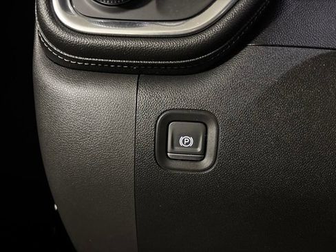 Used 2020 GMC Sierra 1500 Elevation w/ Elevation Value Package RWD image 30