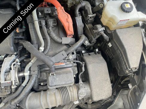 Used 2021 Toyota Highlander XLE AWD/4WD image 36