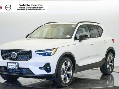 Certified 2026 Volvo XC40 B5 Plus w/ Protection Package Premier