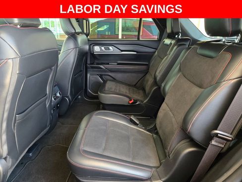 Used 2025 Ford Explorer ST w/ Sun And Sound Package AWD/4WD image 14