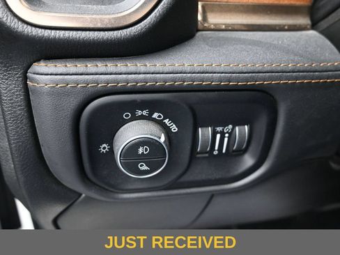 Used 2024 RAM 2500 Limited w/ Towing Technology Group AWD/4WD image 20