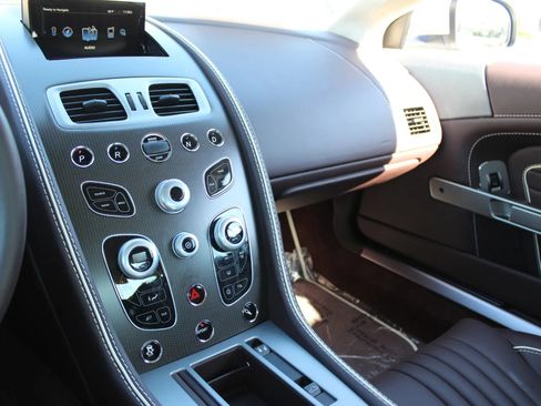 Used 2016 Aston Martin DB9 GT RWD image 20