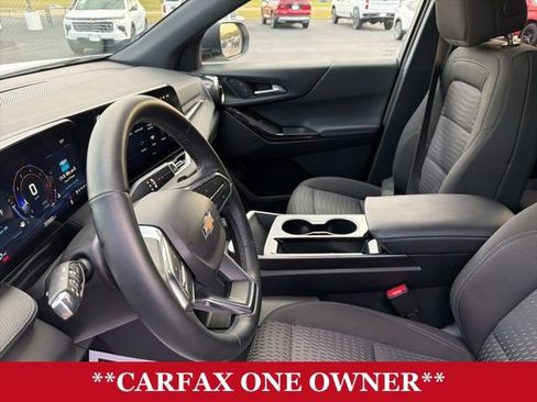 Used 2025 Chevrolet Equinox LT image 7