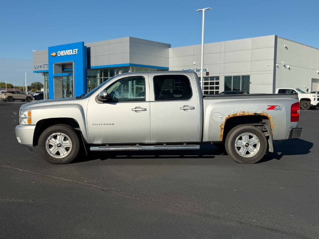 Used 2013 Chevrolet Silverado 1500 LTZ w/ LTZ Plus Package AWD/4WD image 10