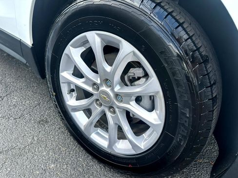 Used 2021 Chevrolet Equinox LT image 6