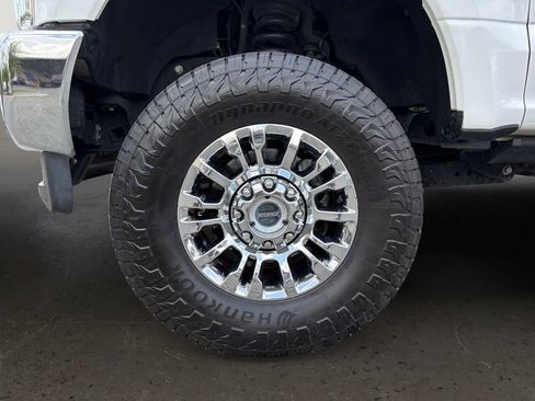 Used 2019 Ford F250 XL w/ STX Appearance Package AWD/4WD image 10