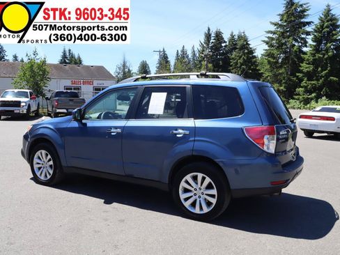 Used 2011 Subaru Forester 2.5X Limited AWD/4WD image 5