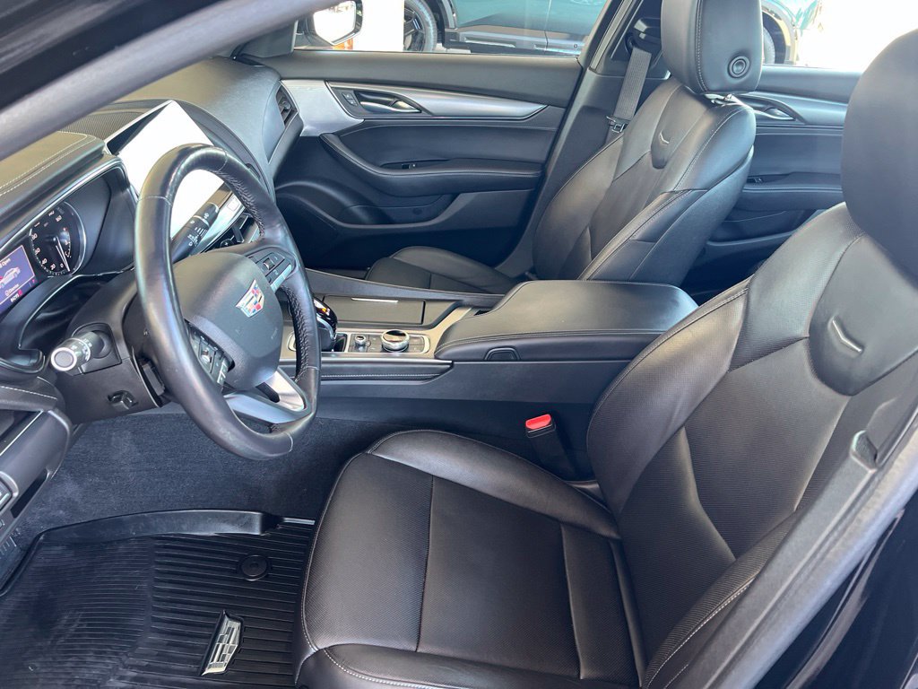 Used 2022 Cadillac CT5 Premium Luxury AWD/4WD image 4