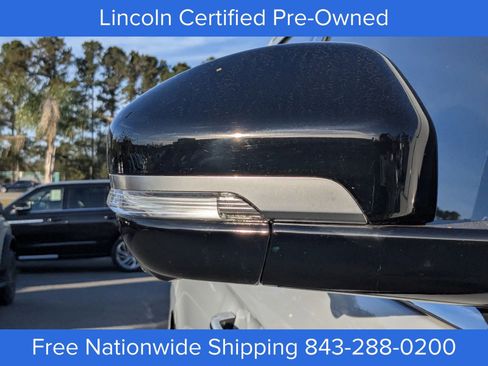 Certified 2025 Lincoln Navigator Reserve image 11