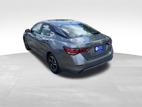 Used 2025 Nissan Sentra SV FWD image 4