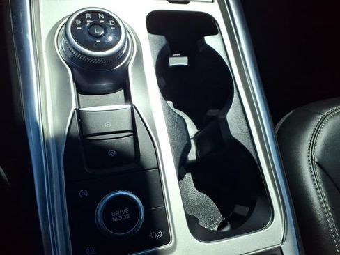 Certified 2023 Ford Explorer XLT w/ Equipment Group 202A AWD/4WD image 21