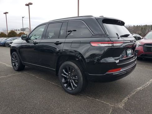 New 2026 Jeep Grand Cherokee Limited AWD/4WD image 4