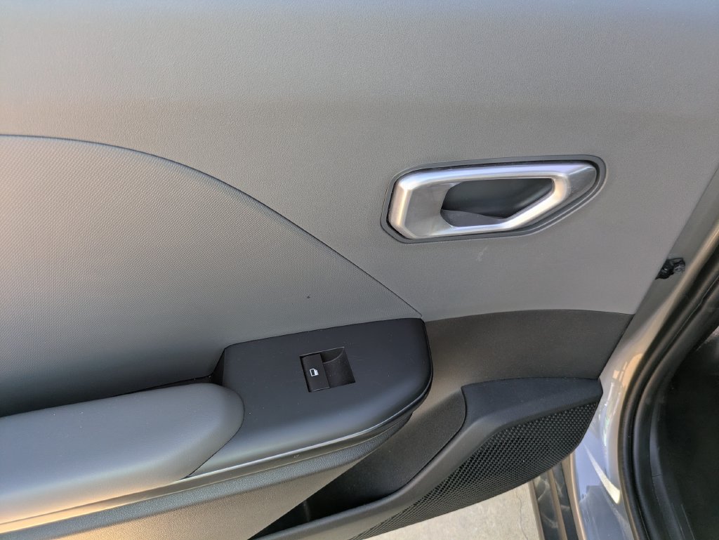 Used 2025 Kia K4 FWD image 7