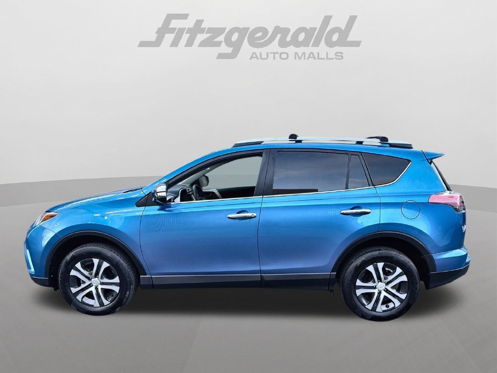 Used 2016 Toyota RAV4 LE FWD image 14