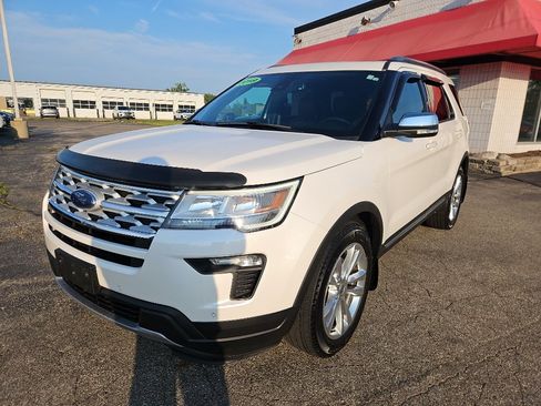 Used 2019 Ford Explorer XLT w/ XLT Desert Copper Package AWD/4WD image 8