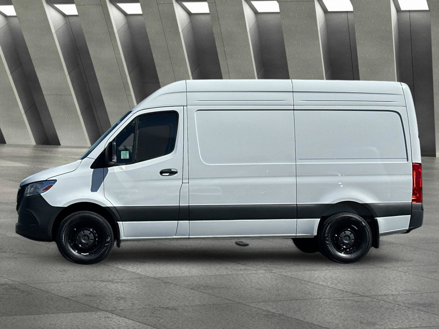 Used 2025 Mercedes-Benz Sprinter 2500 image 7