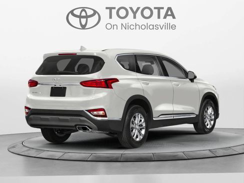 Used 2020 Hyundai Santa Fe SEL FWD image 2