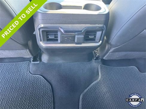 Used 2022 GMC Sierra 3500 Denali w/ Denali Ultimate Package image 16
