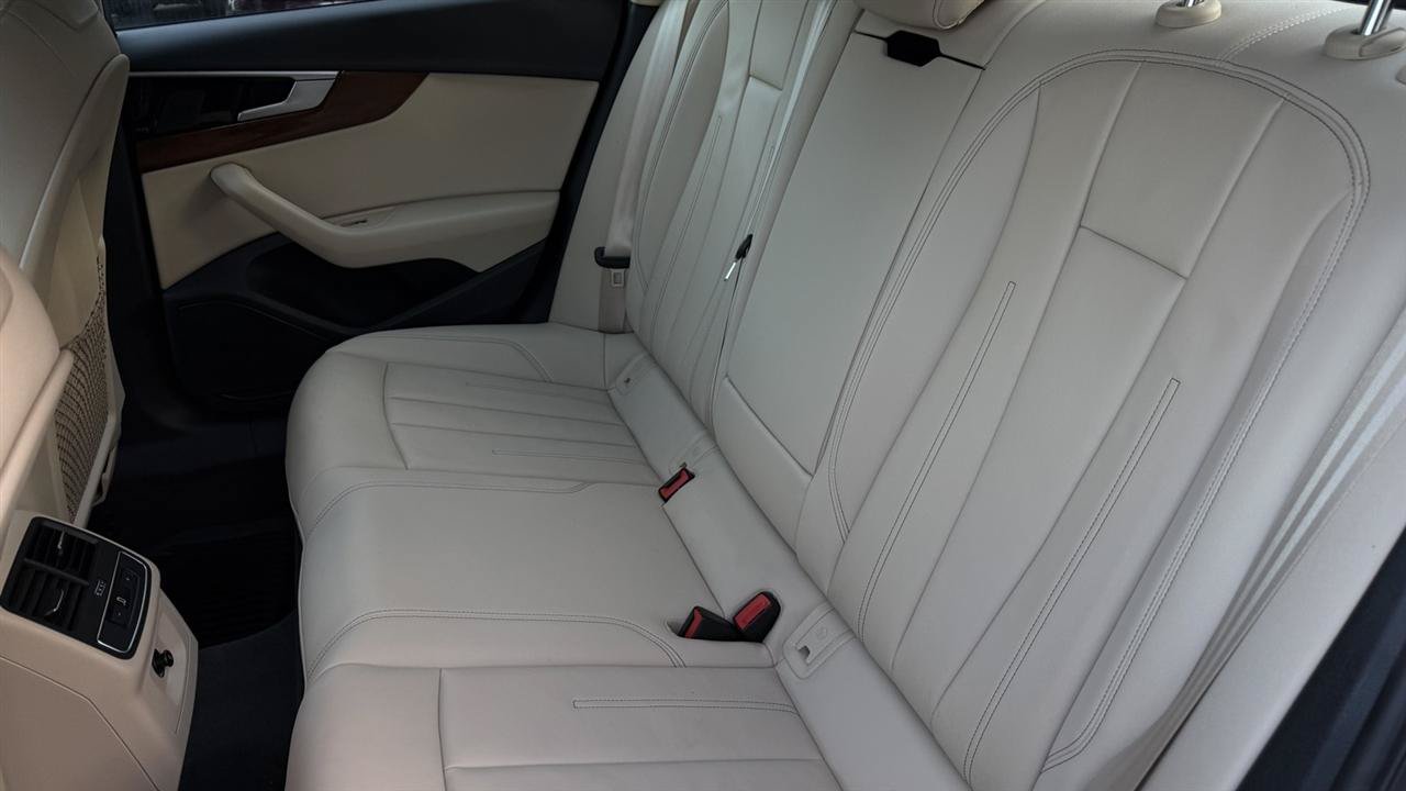 Used 2023 Audi A4 2.0T Premium w/ Convenience Package AWD/4WD image 32