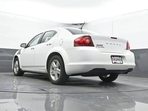 Used 2013 Dodge Avenger SXT FWD image 28