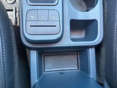 Used 2023 Ford Maverick Lariat w/ Lariat Luxury Package image 29