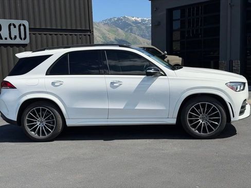 Used 2022 Mercedes-Benz GLE 350 4MATIC image 3