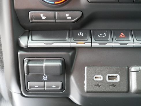 Used 2019 Chevrolet Silverado 1500 LT Trail Boss w/ Convenience Package image 31