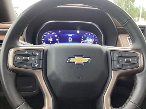 Used 2023 Chevrolet Suburban High Country w/ Premium Package 2 image 10