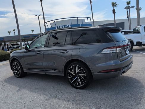 Used 2025 Lincoln Aviator Black Label w/ Black Label Special Edition AWD/4WD image 6