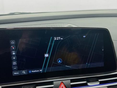 New 2025 Hyundai Elantra Limited image 11