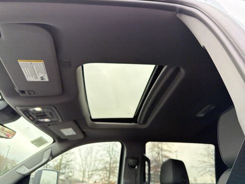 New 2026 GMC Sierra 3500 Denali w/ Technology Package image 28