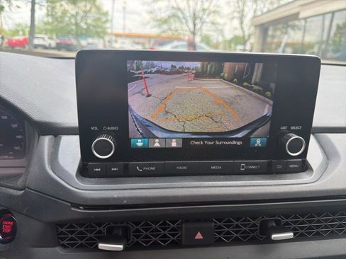 Used 2023 Honda Accord EX image 20