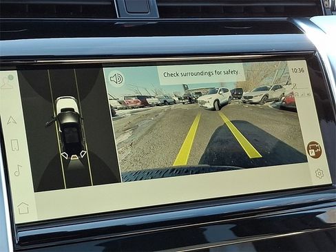 Used 2023 Land Rover Discovery Sport SE R-Dynamic image 20