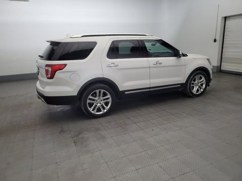 Used 2017 Ford Explorer Limited image 10