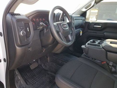 New 2025 GMC Sierra 2500 Pro w/ Convenience Package image 6