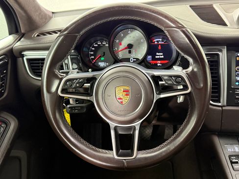 Used 2015 Porsche Macan S image 17