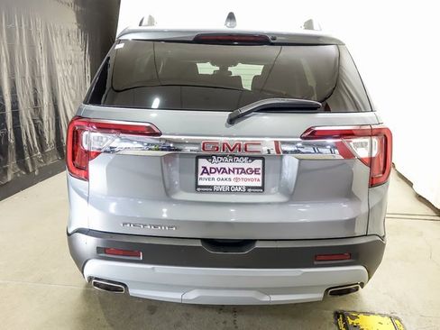 Used 2023 GMC Acadia SLE w/ Driver Convenience Package image 6