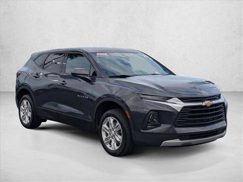 Used 2022 Chevrolet Blazer LT image 3