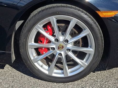 Used 2022 Porsche 718 Boxster S RWD image 23