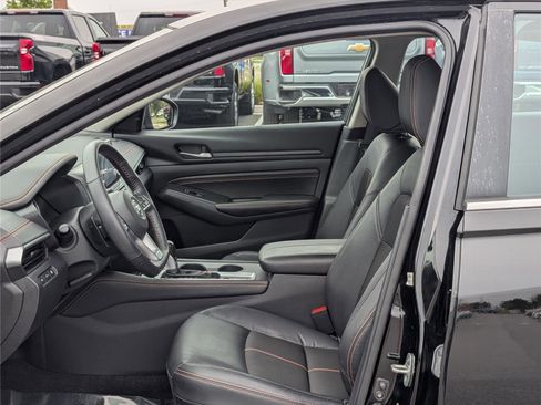 Used 2022 Nissan Altima 2.5 SR image 13