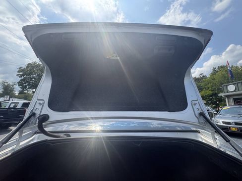 Used 2013 Lexus ES 350 w/ Luxury Pkg FWD image 25