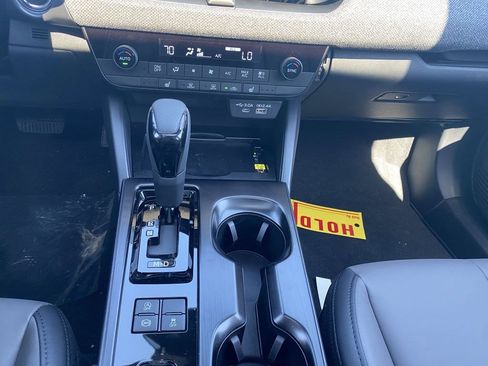 New 2026 Subaru Outback Premium AWD/4WD image 16