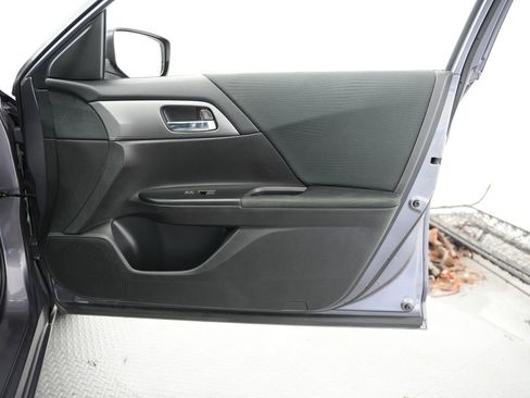 Used 2015 Honda Accord LX image 47