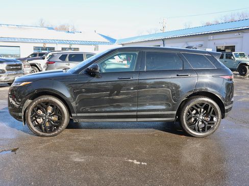 Used 2020 Land Rover Range Rover Evoque SE image 4