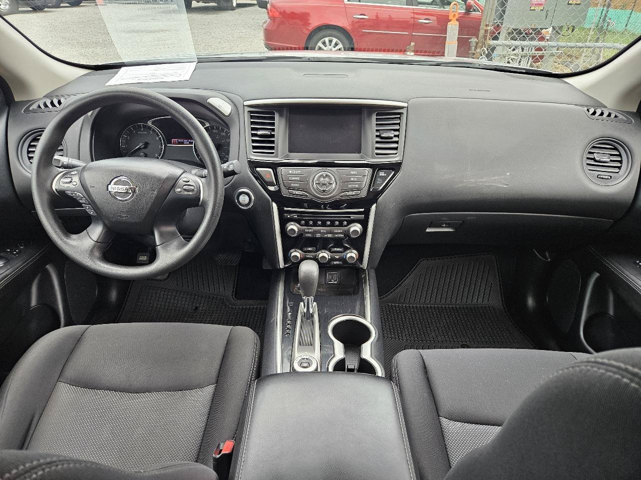 Used 2019 Nissan Pathfinder S AWD/4WD image 35