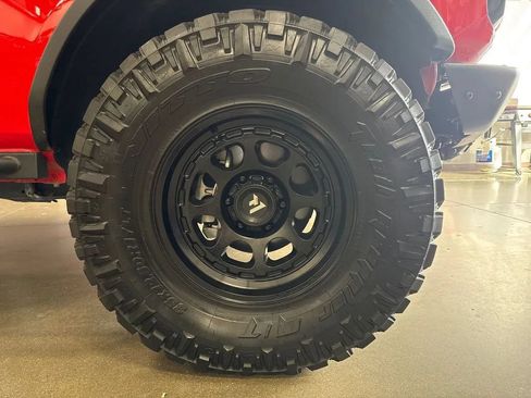 Used 2023 Ford Bronco Wildtrak AWD/4WD image 39