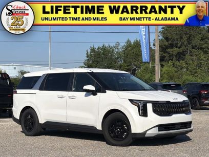 Used 2025 Kia Carnival