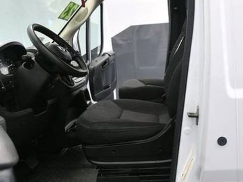 Used 2023 RAM ProMaster 2500 FWD image 16