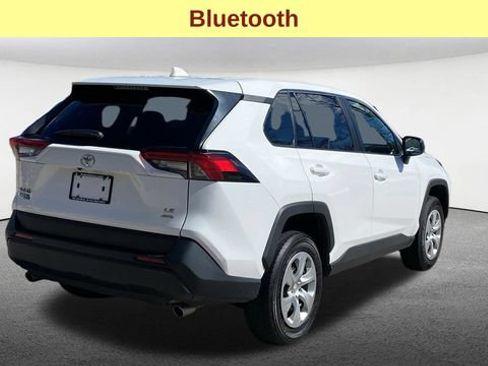 Used 2024 Toyota RAV4 LE AWD/4WD image 9
