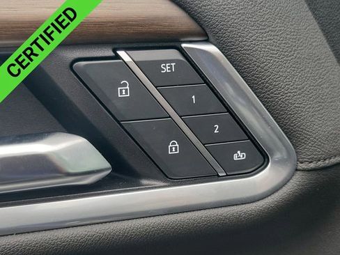 Certified 2025 Chevrolet Silverado 1500 High Country w/ High Country Premium Package AWD/4WD image 29